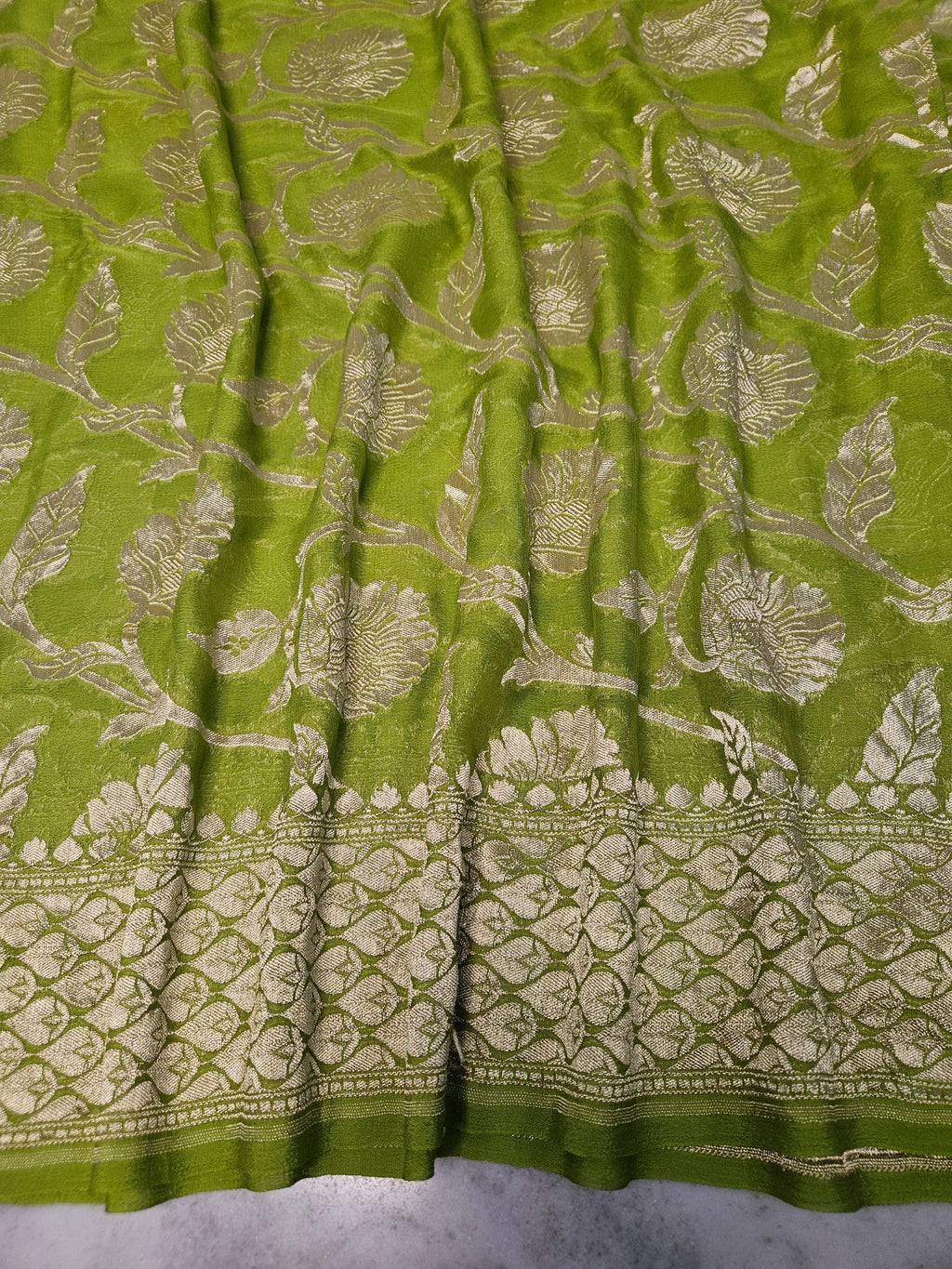 pure georgette silk woven tested zari banarasi saree in Mehendi green