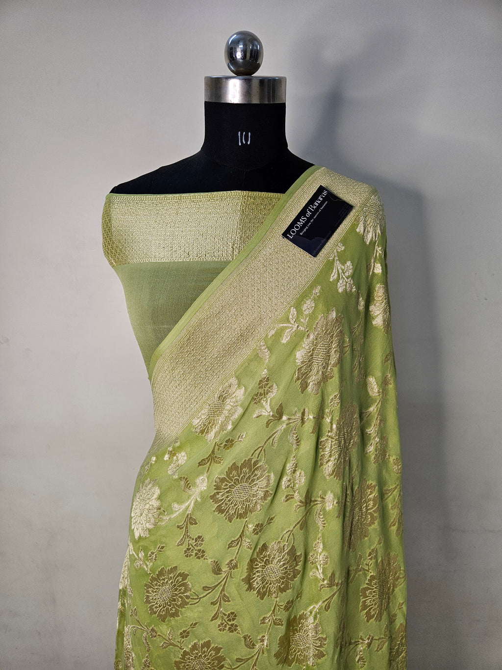 pure georgette silk woven tested zari banarasi saree in Pista 