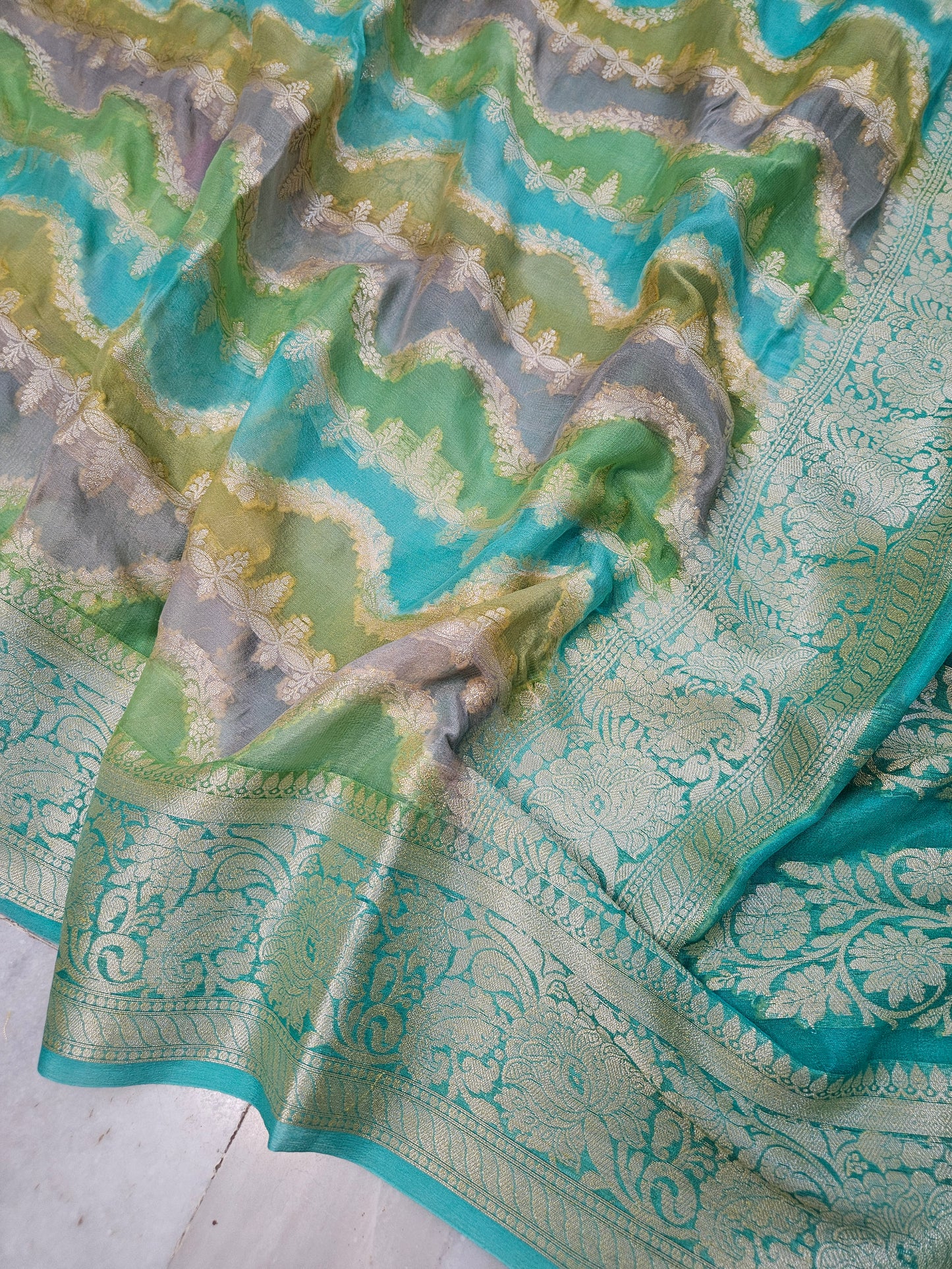 Pure Chiffon Rangkat Handbrush Banarasi Saree