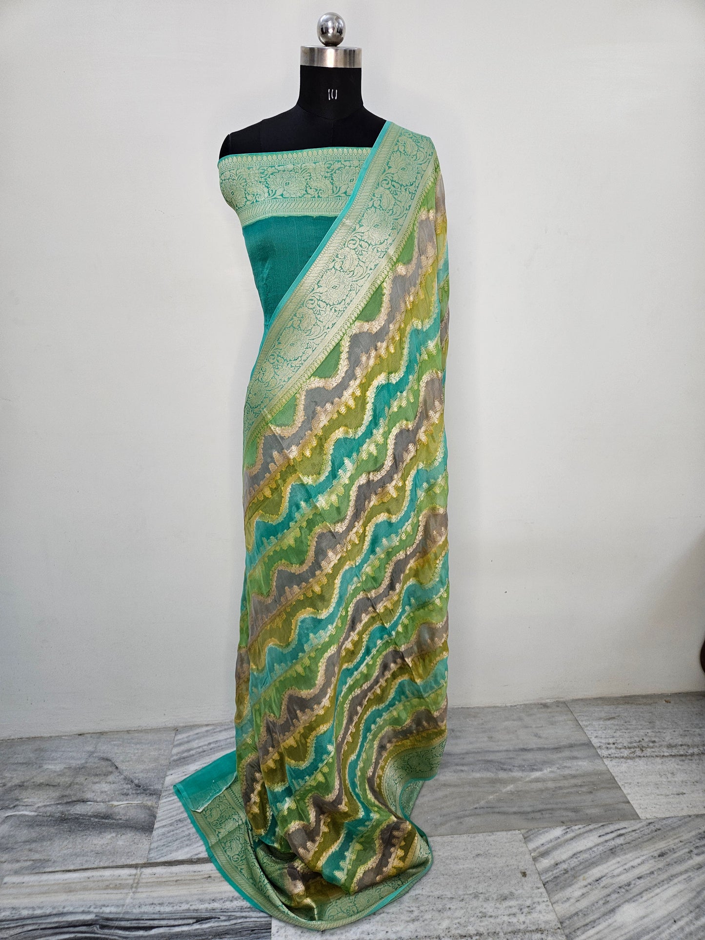 Pure Chiffon Rangkat Handbrush Banarasi Saree