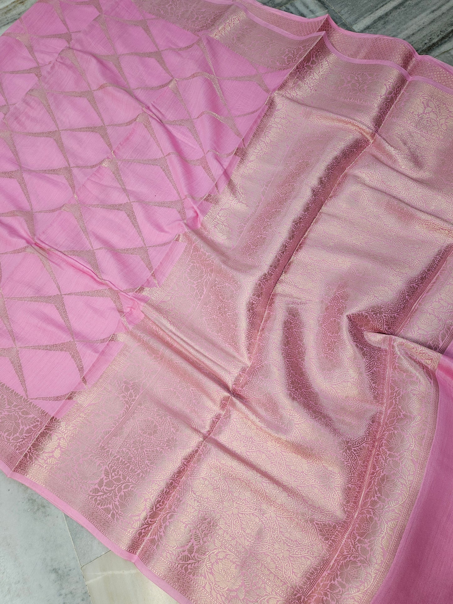 Pure Chiniya Silk Woven Banarasi Saree in Pink