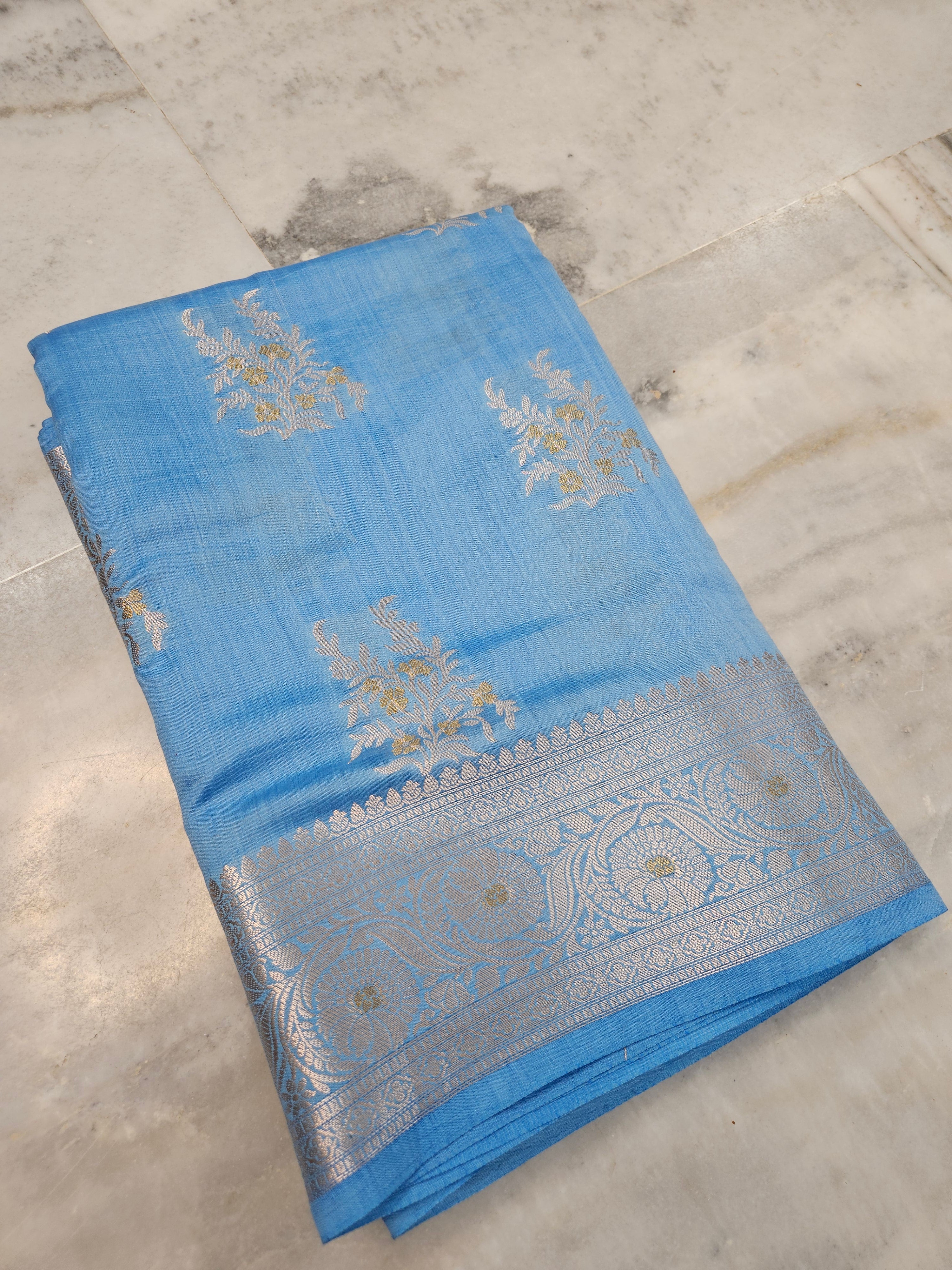 Pure Chiniya Silk Woven Buta Banarasi Saree