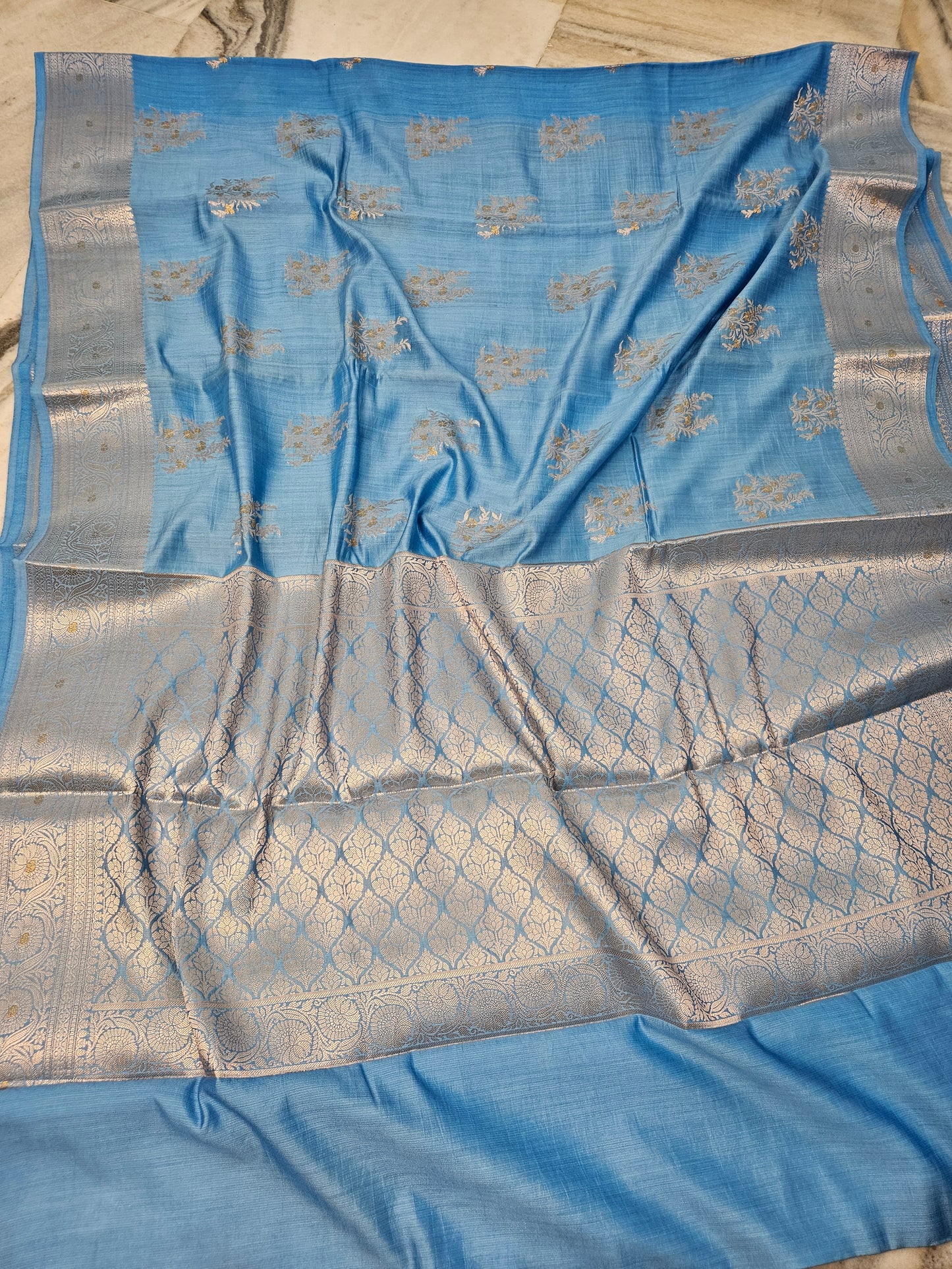 Pure Chiniya Silk Woven Buta Banarasi Saree