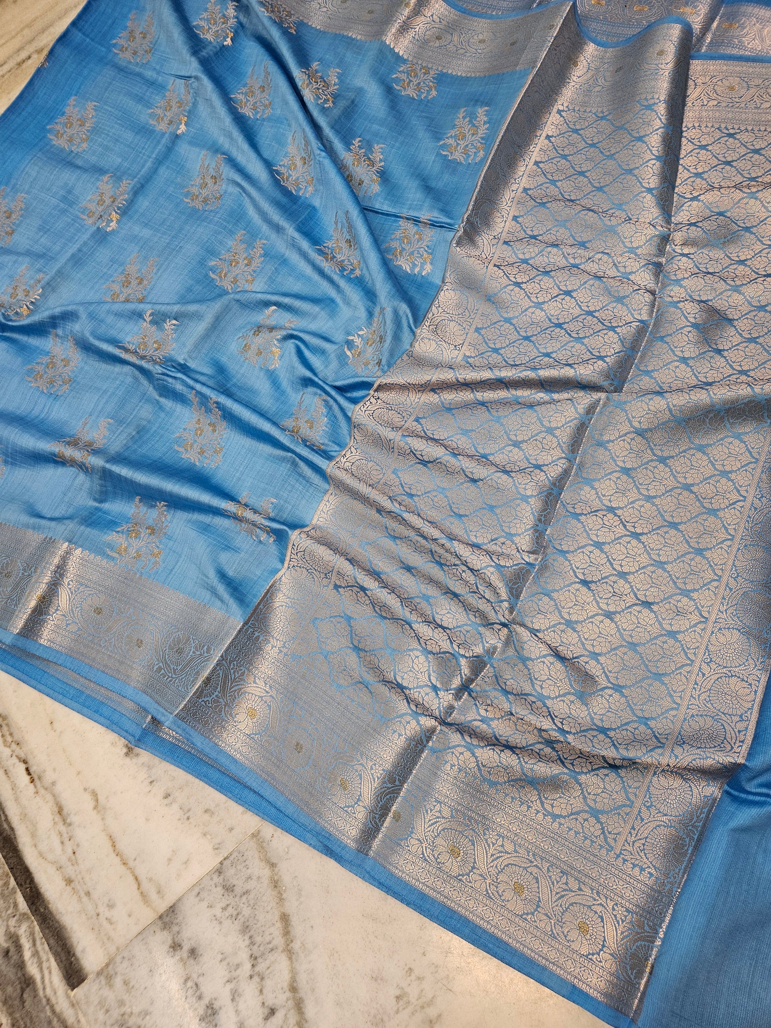 Pure Chiniya Silk Woven Buta Banarasi Saree