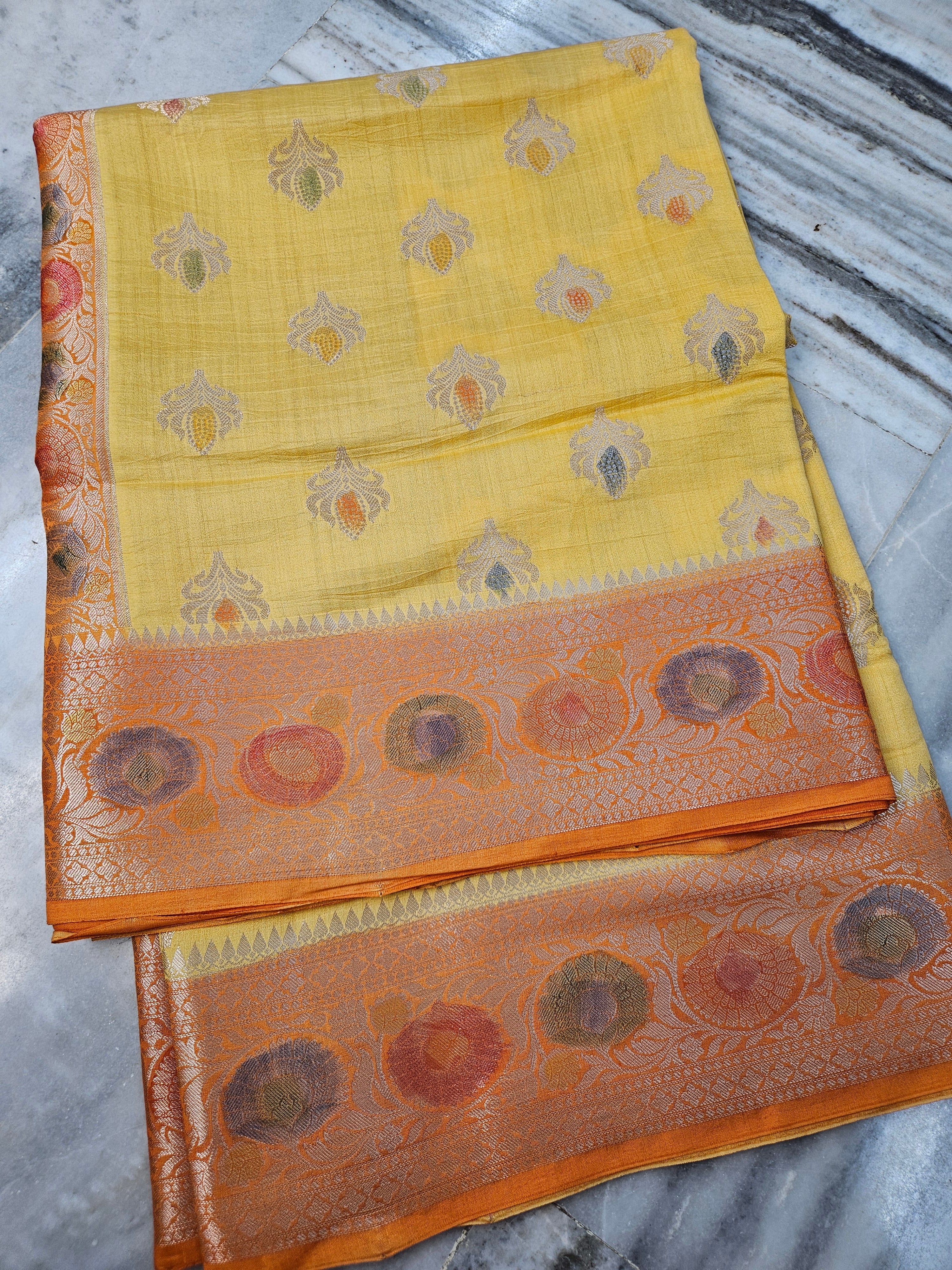 Pure Chiniya Silk Buta Handbrush Banarasi Saree in English Pink