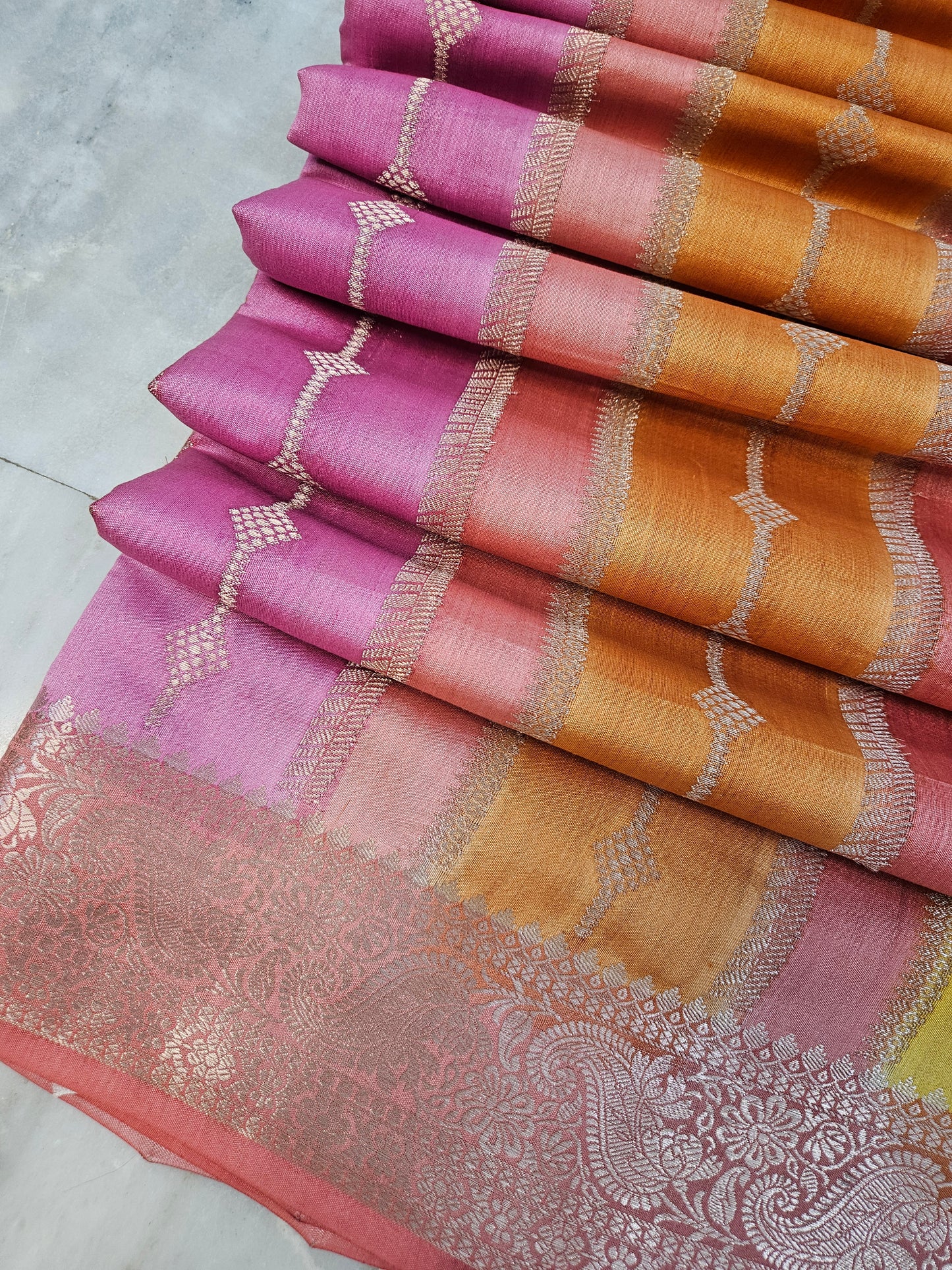 Pure Chiniya Silk Woven Rangkat Banarasi Saree