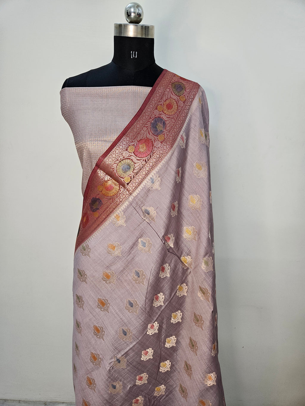 Pure Chiniya Silk Woven Buta Handbrush Banarasi Saree