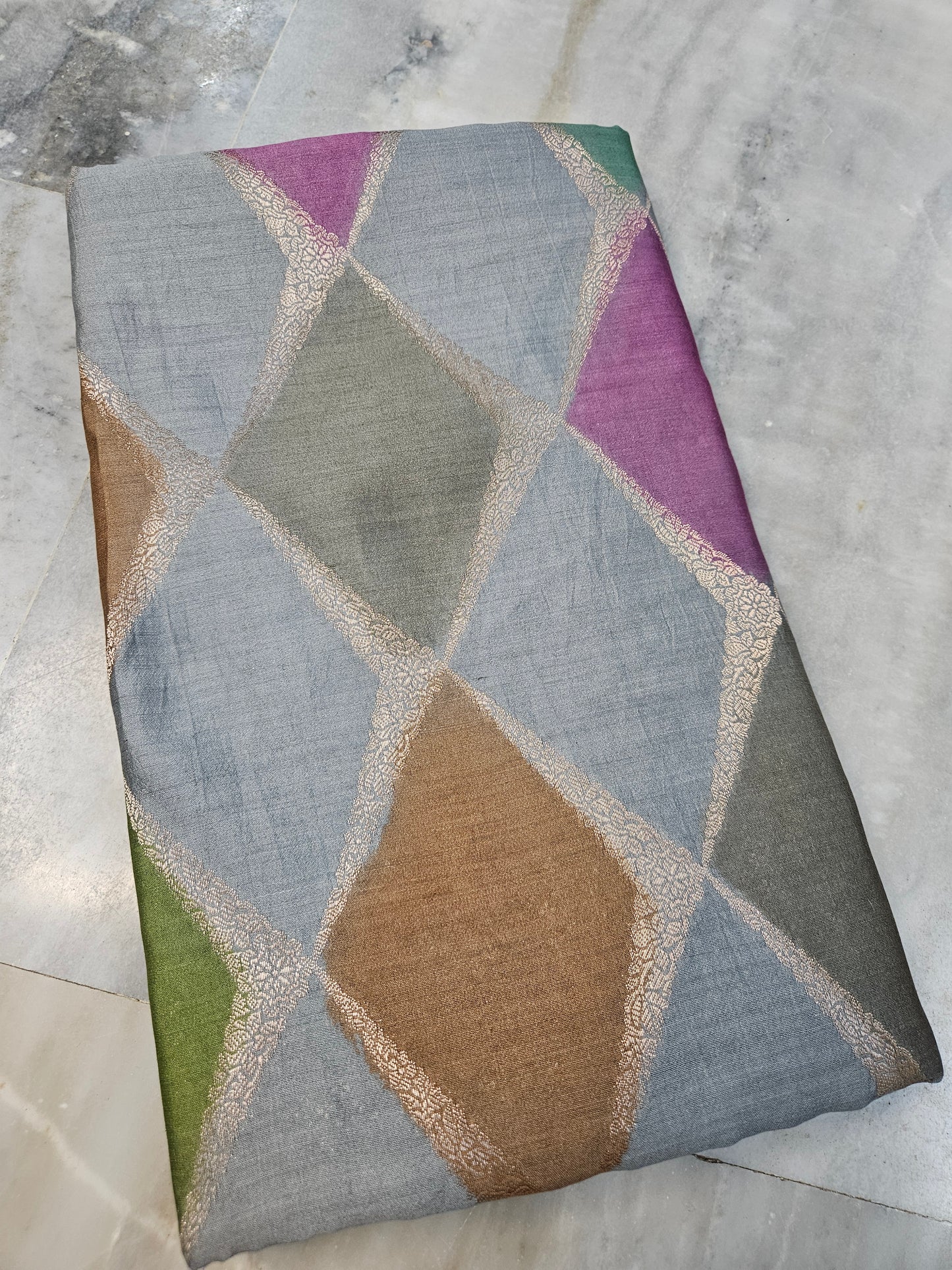 Pure Chiniya Silk Woven Rangkat Banarasi Saree