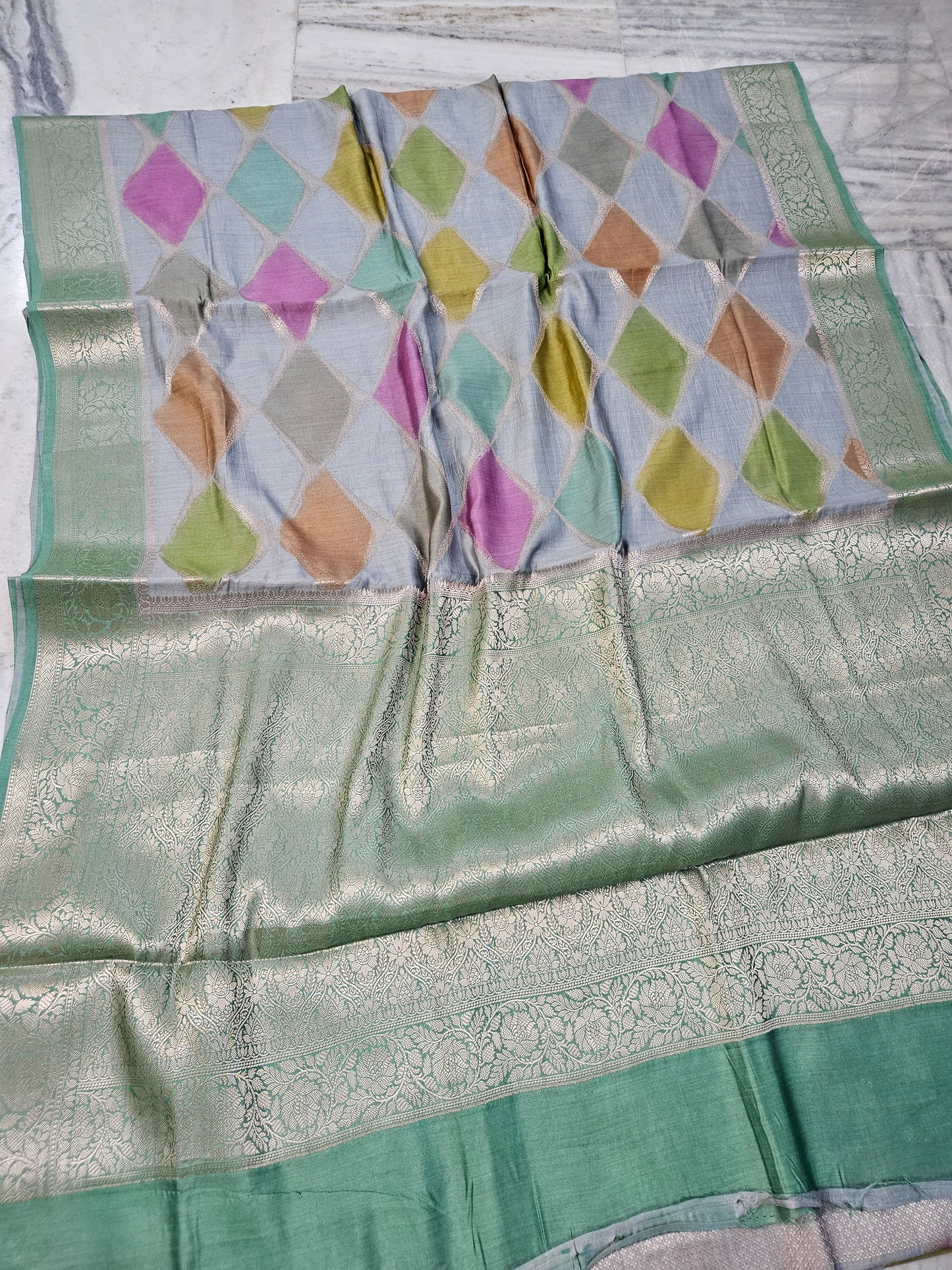 Pure Chiniya Silk Woven Rangkat Banarasi Saree