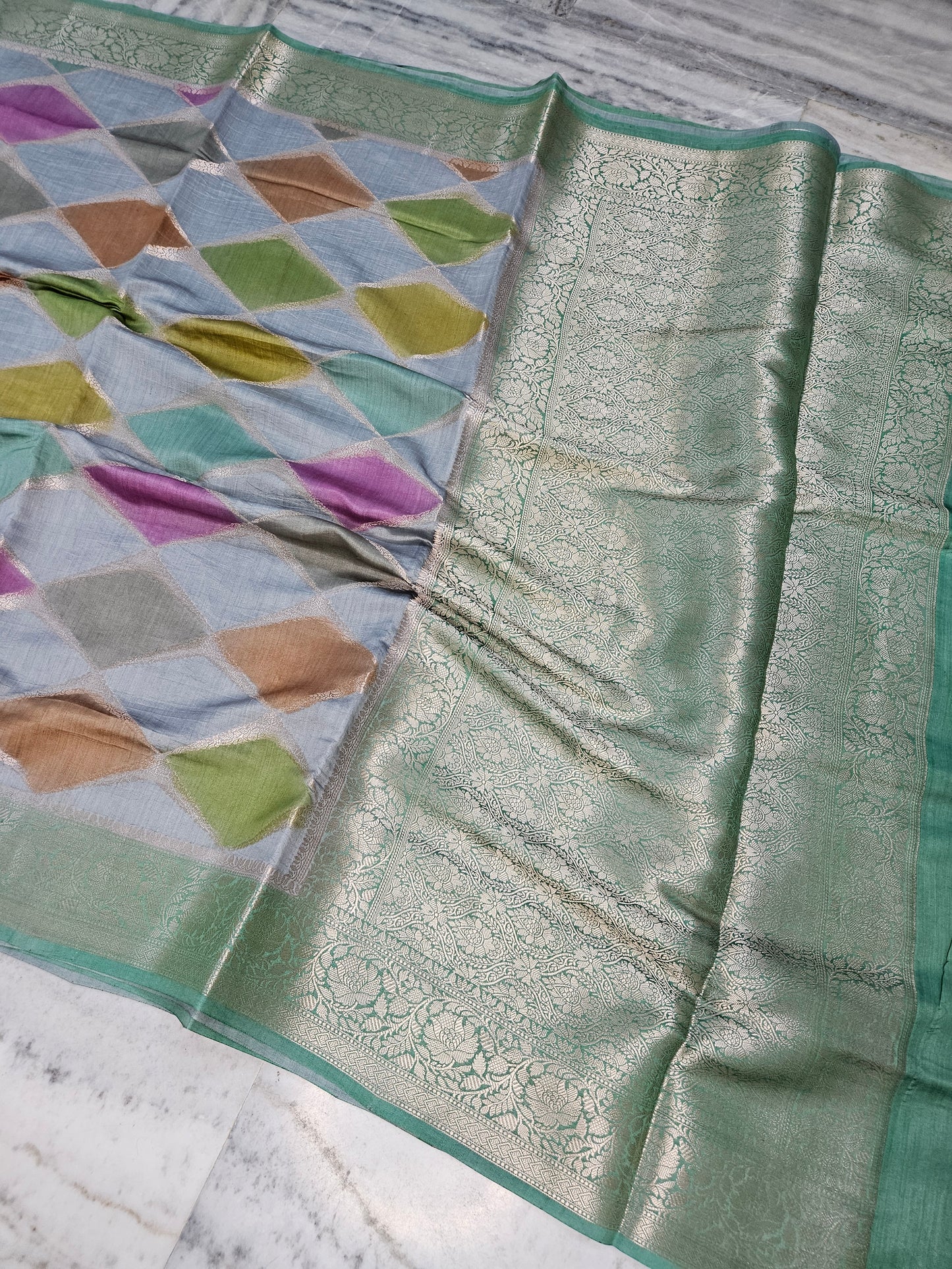 Pure Chiniya Silk Woven Rangkat Banarasi Saree