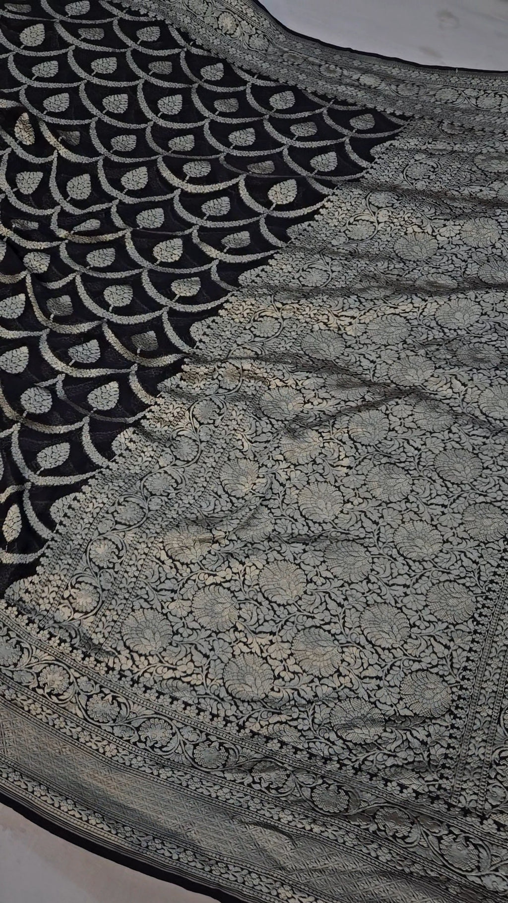 pure georgette silk jaal buta woven tested zari banarasi saree in Premium black