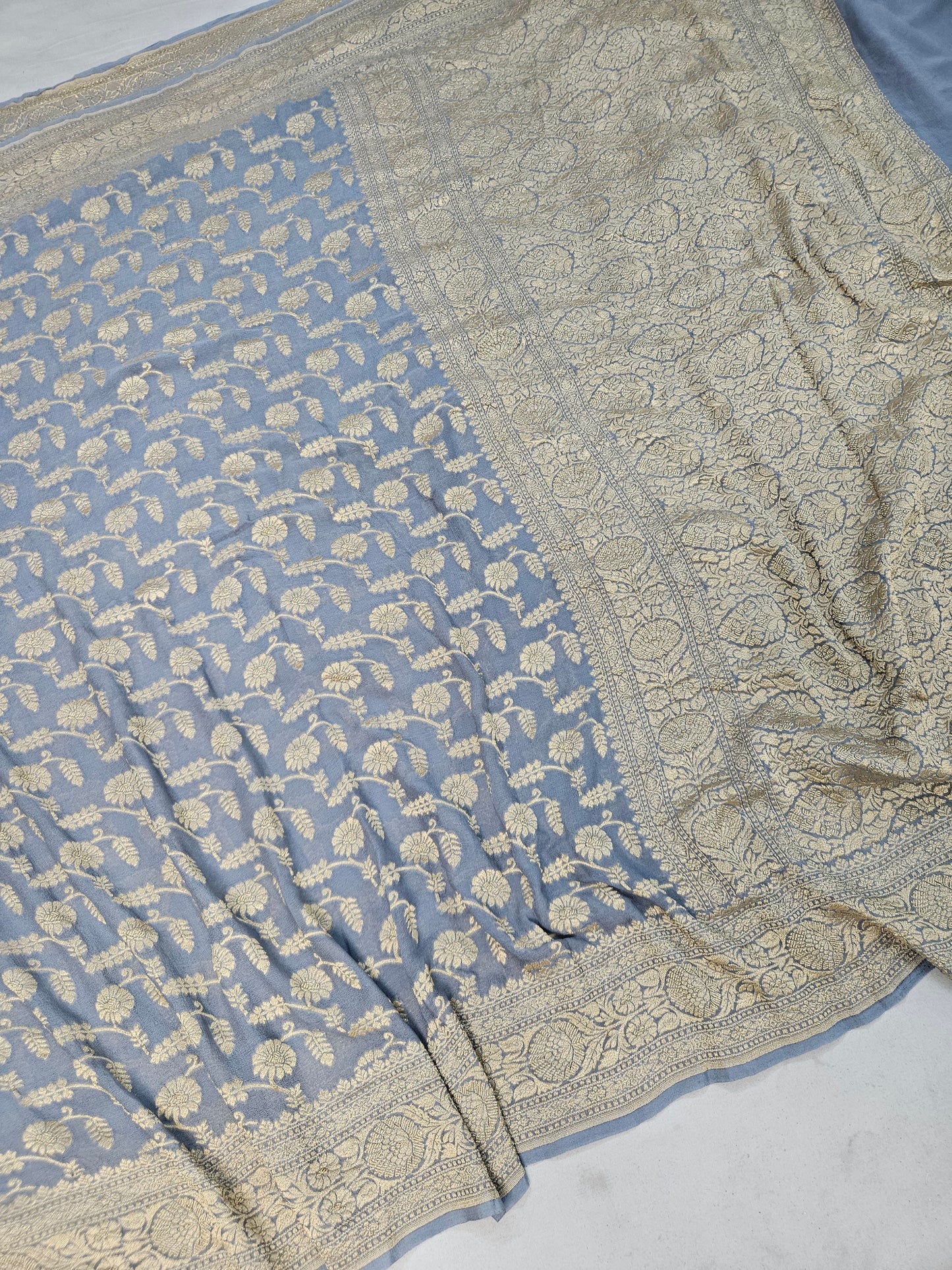 banarasi pure georgette silk woven tested zari saree in Shade of grey