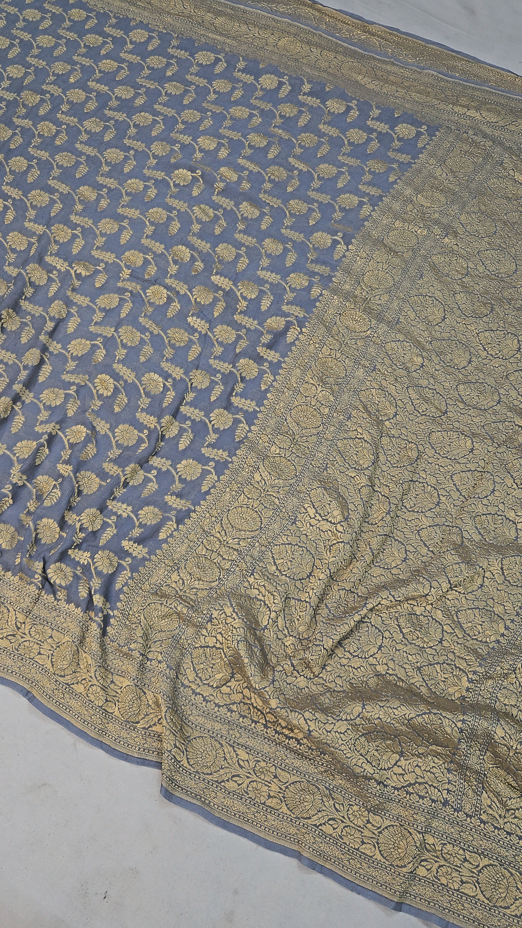 banarasi pure georgette silk woven tested zari saree in Shade of grey