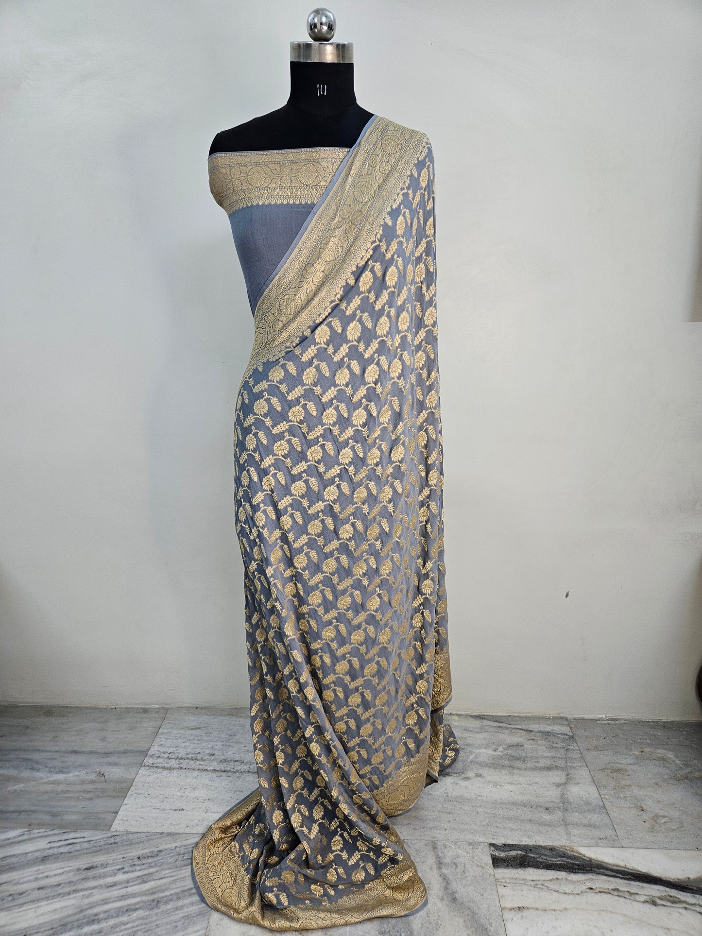 banarasi pure georgette silk woven tested zari saree in Shade of grey