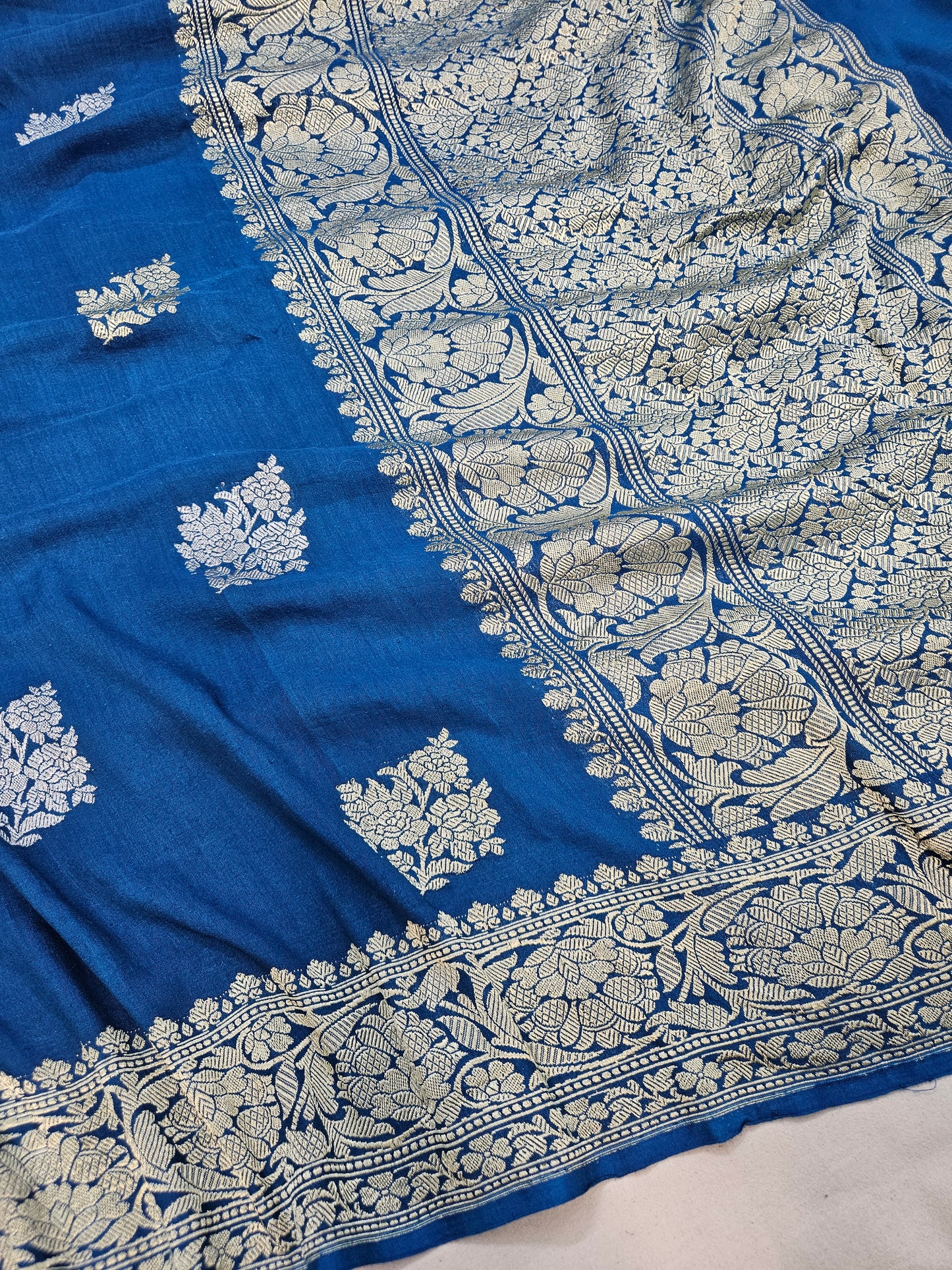handloom pure moonga silk banarasi saree in Blue