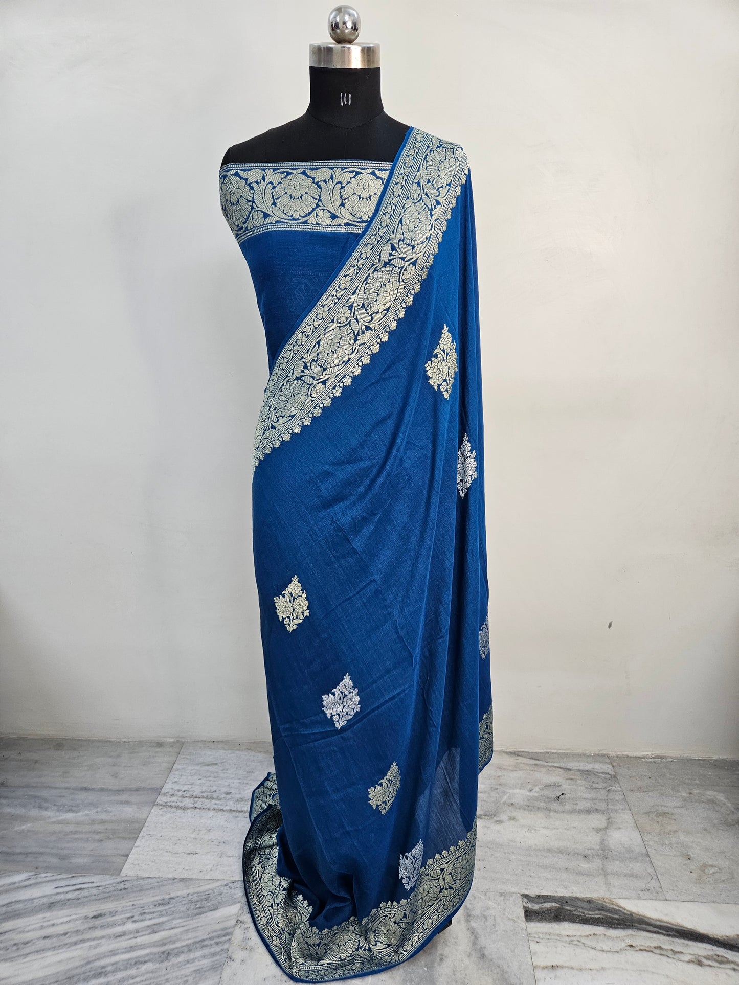 handloom pure moonga silk banarasi saree in Blue