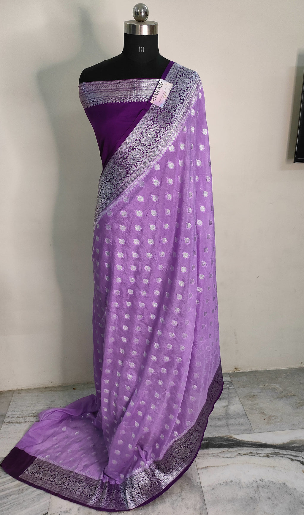 Faux Katans Georgette Contrast-Dye Buti Banarasi Saree/ Pastel Violet
