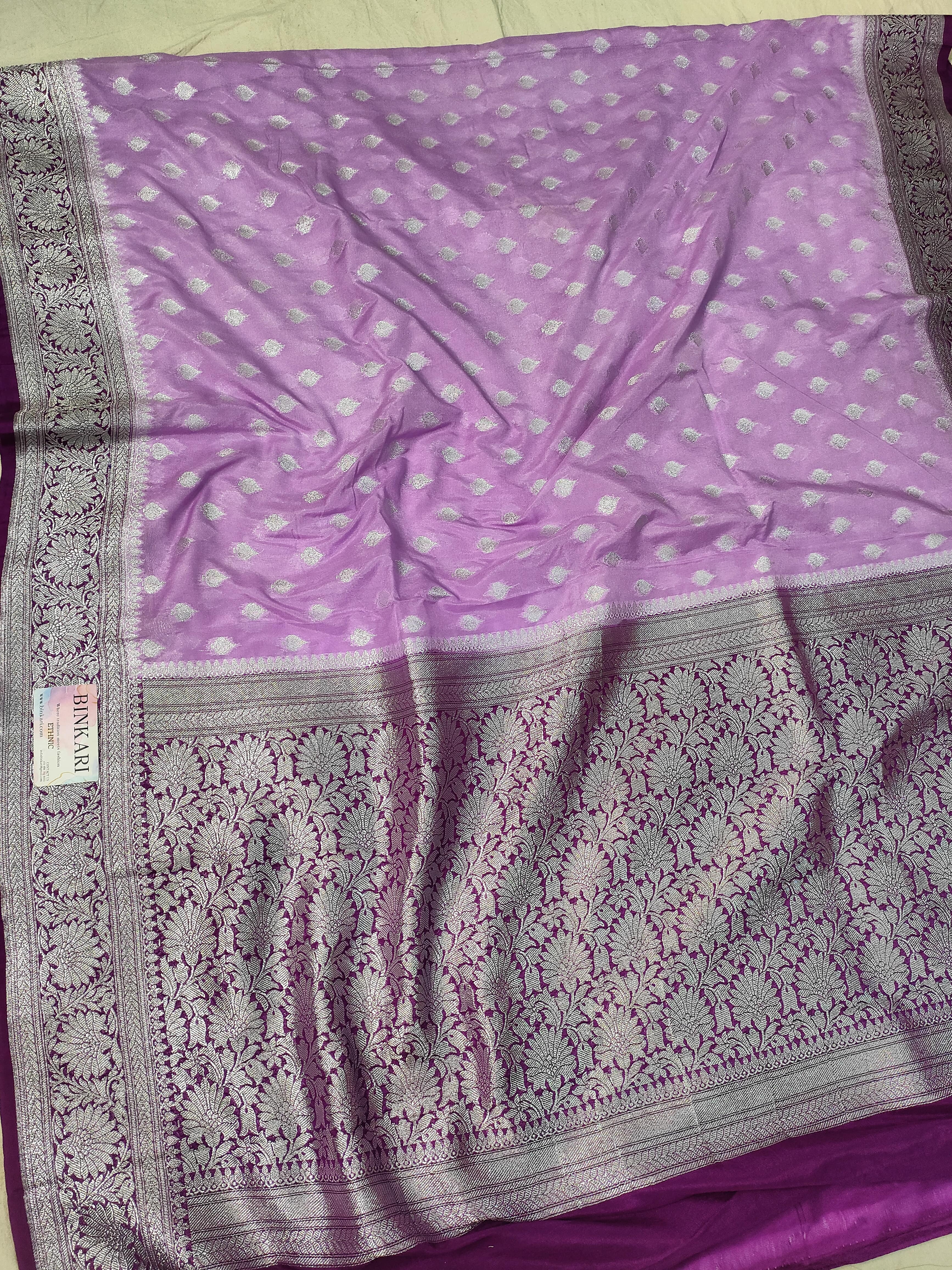 Faux Katans Georgette Contrast-Dye Buti Banarasi Saree/ Pastel Violet