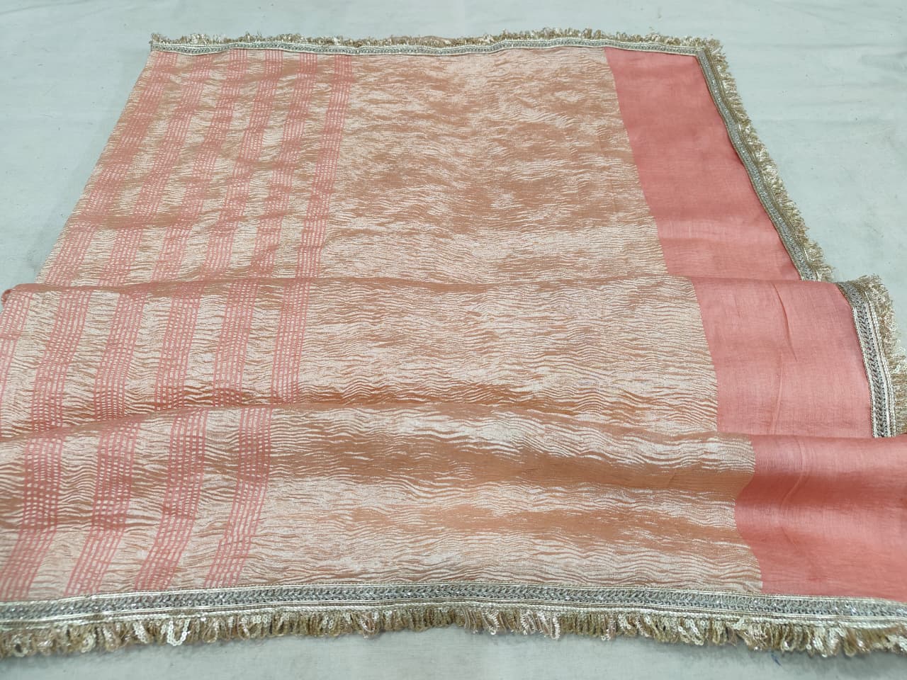 PURE TISSUE SILK LACE WORK BANARASI SAREE IN SHINE PEACH