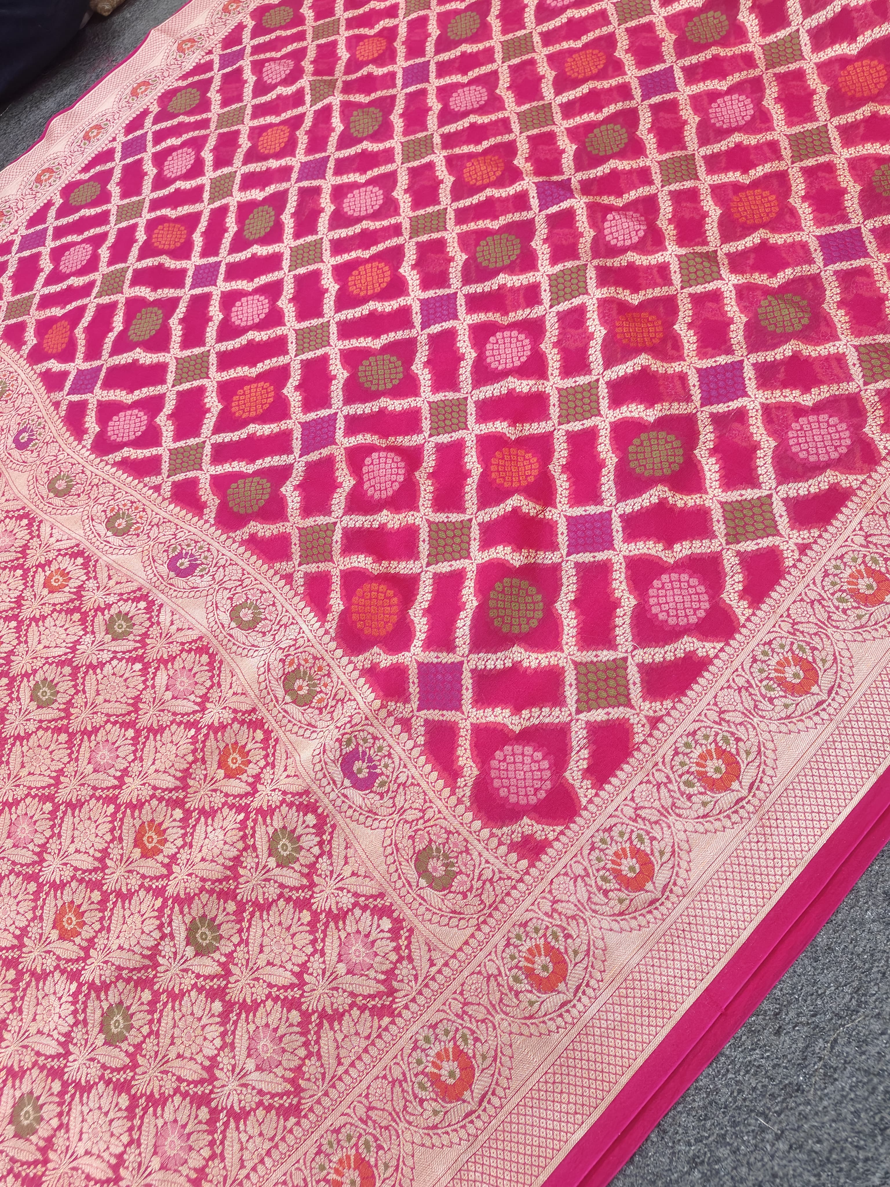 PURE CHIFFON SILK TILFE JUNGLA MEENA BUTI BANARASI SAREE/ PINK