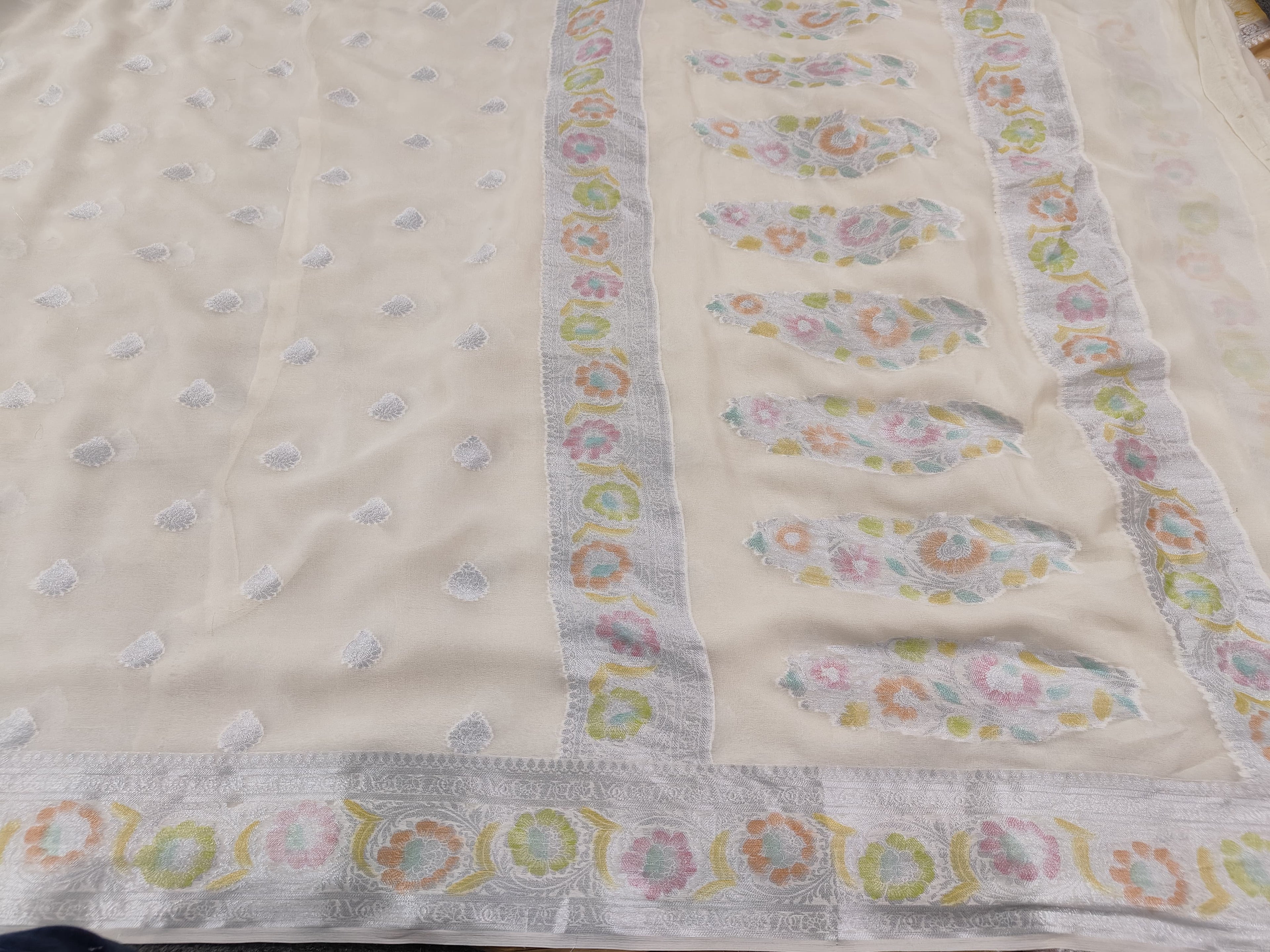 PURE CHIFFON SILK HAND-BRUSH WORK SILVER BUTI BANARASI SAREE/ CREAM