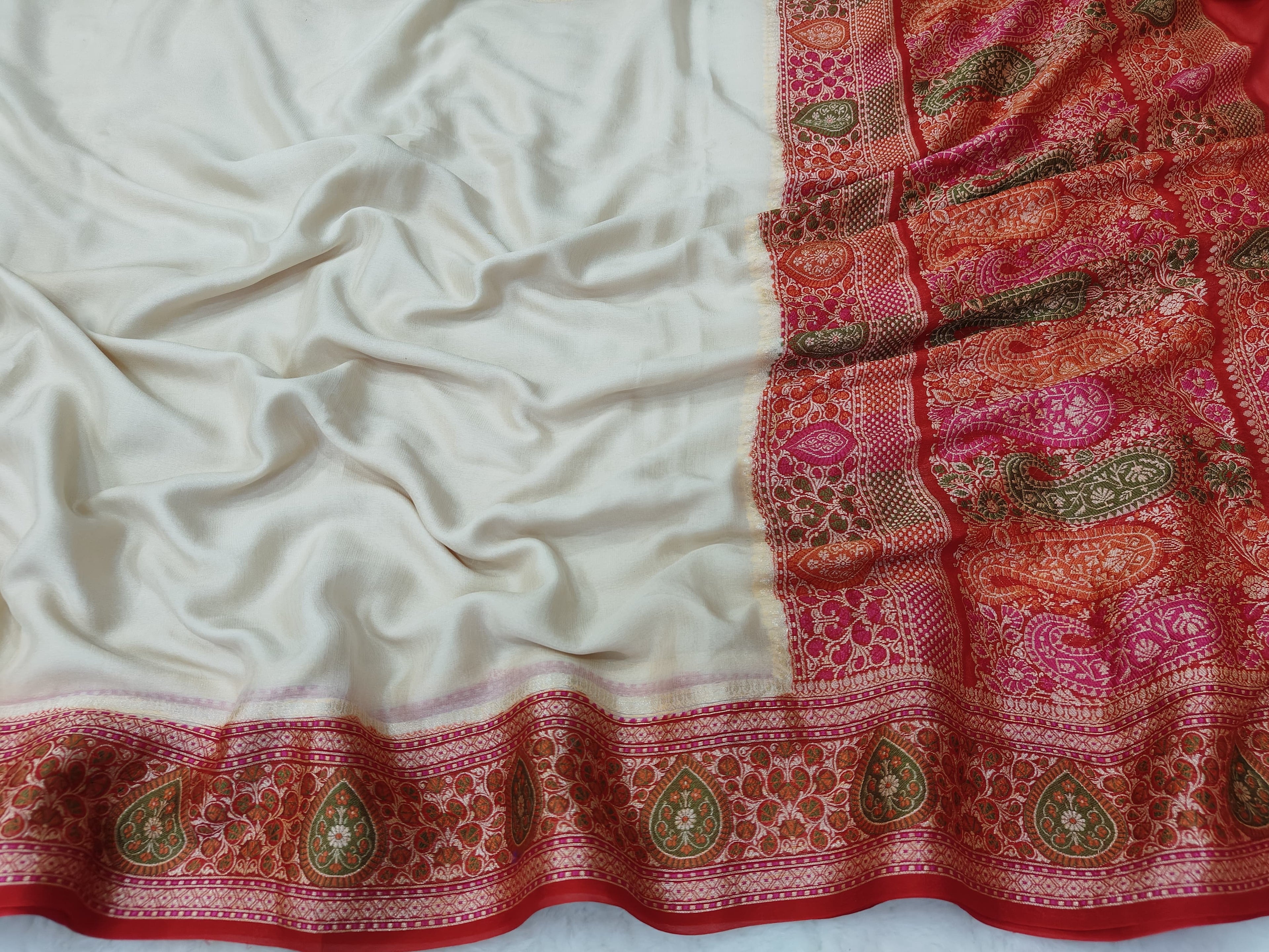 PURE CHIFFON SILK BANARASI SAREE TILFEE MEENA WORK/ RED-WHITE