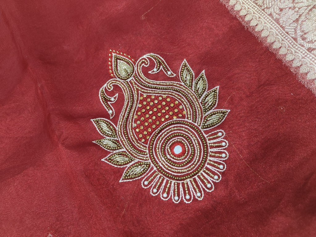 AARI HANDWORK PURE TISSUE SILK BANARASI SAREE IN SHINE RED