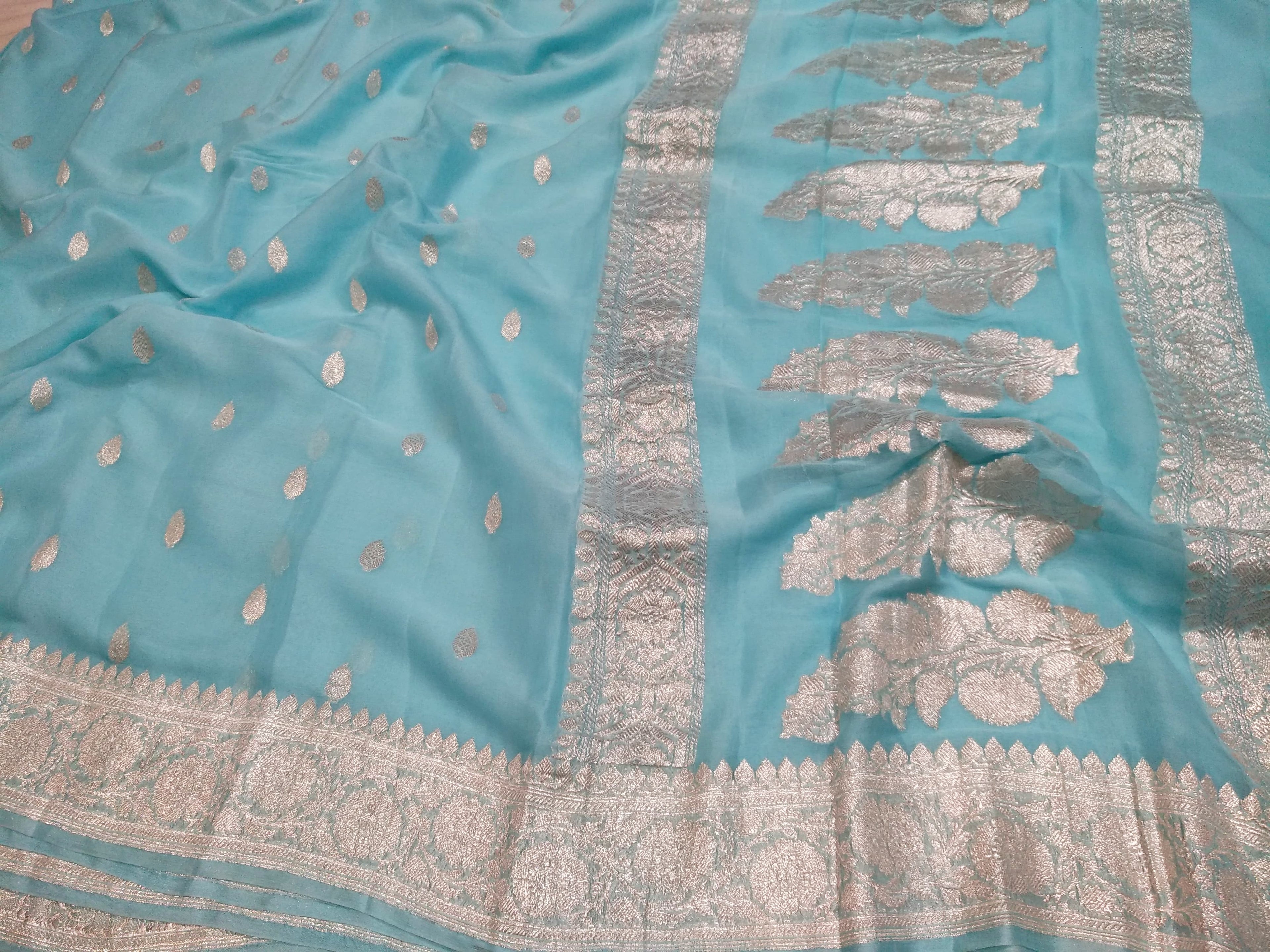 KHADDI PURE CHIFFON HANDLOOM RUPA BUTI KADHUA BANARASI SAREE- SKY BLUE