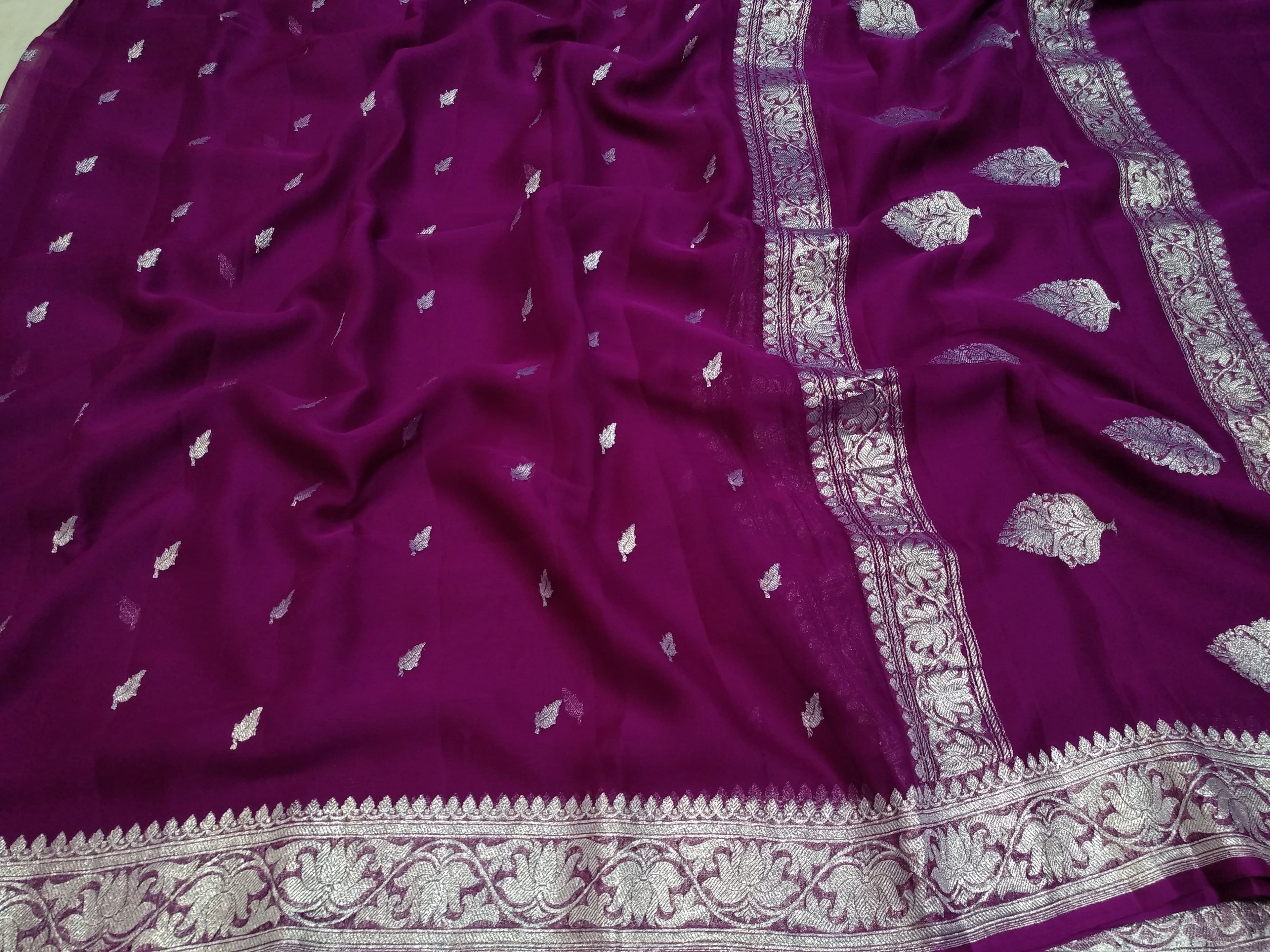 KHADDI PURE CHIFFON HANDLOOM RUPA BUTI KADHUA BANARASI SAREE/ VIOLET