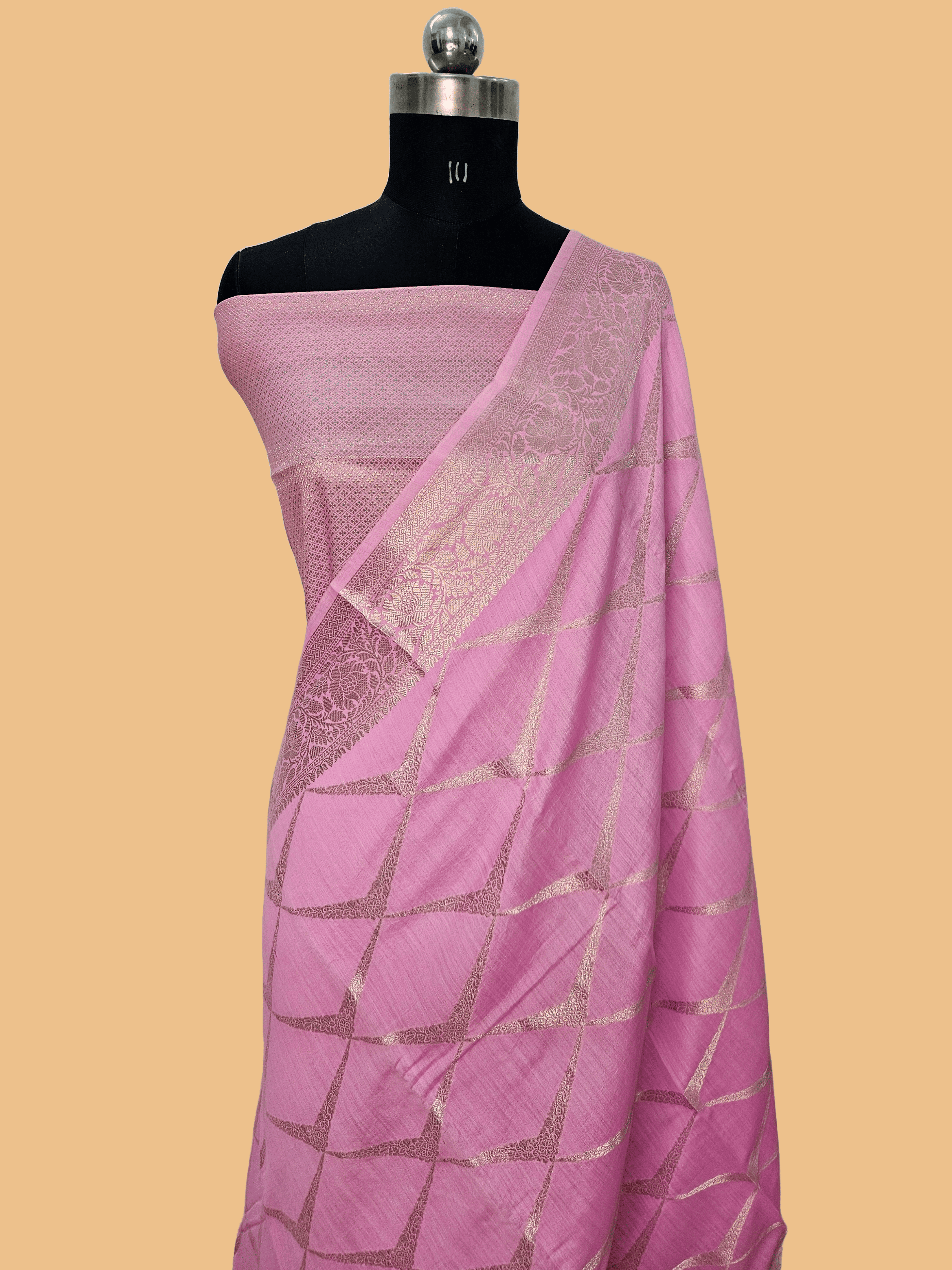 Pure Chiniya Silk Woven Banarasi Saree in Pink