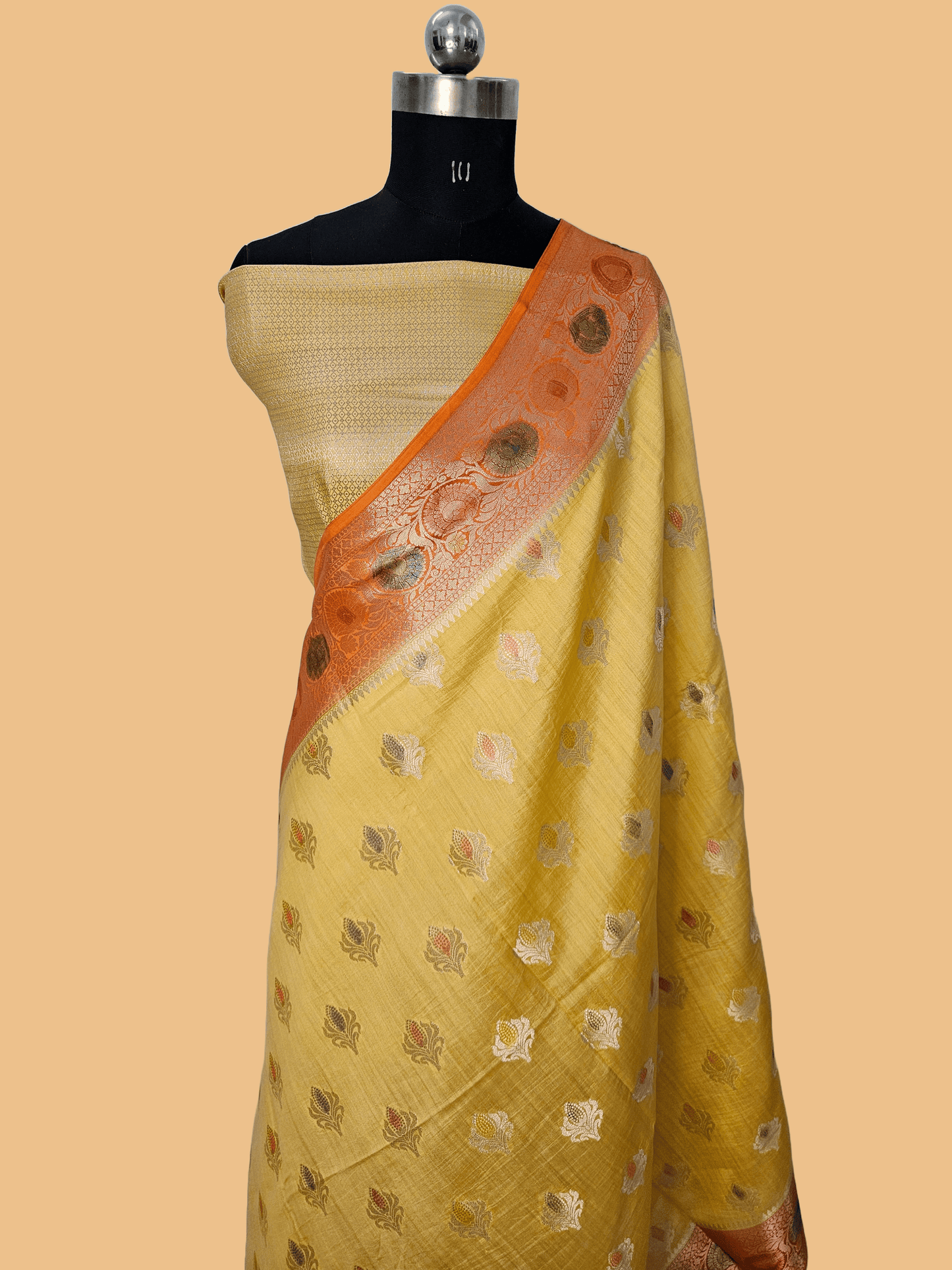 Pure Chiniya Silk Buta Handbrush Banarasi Saree in English Pink