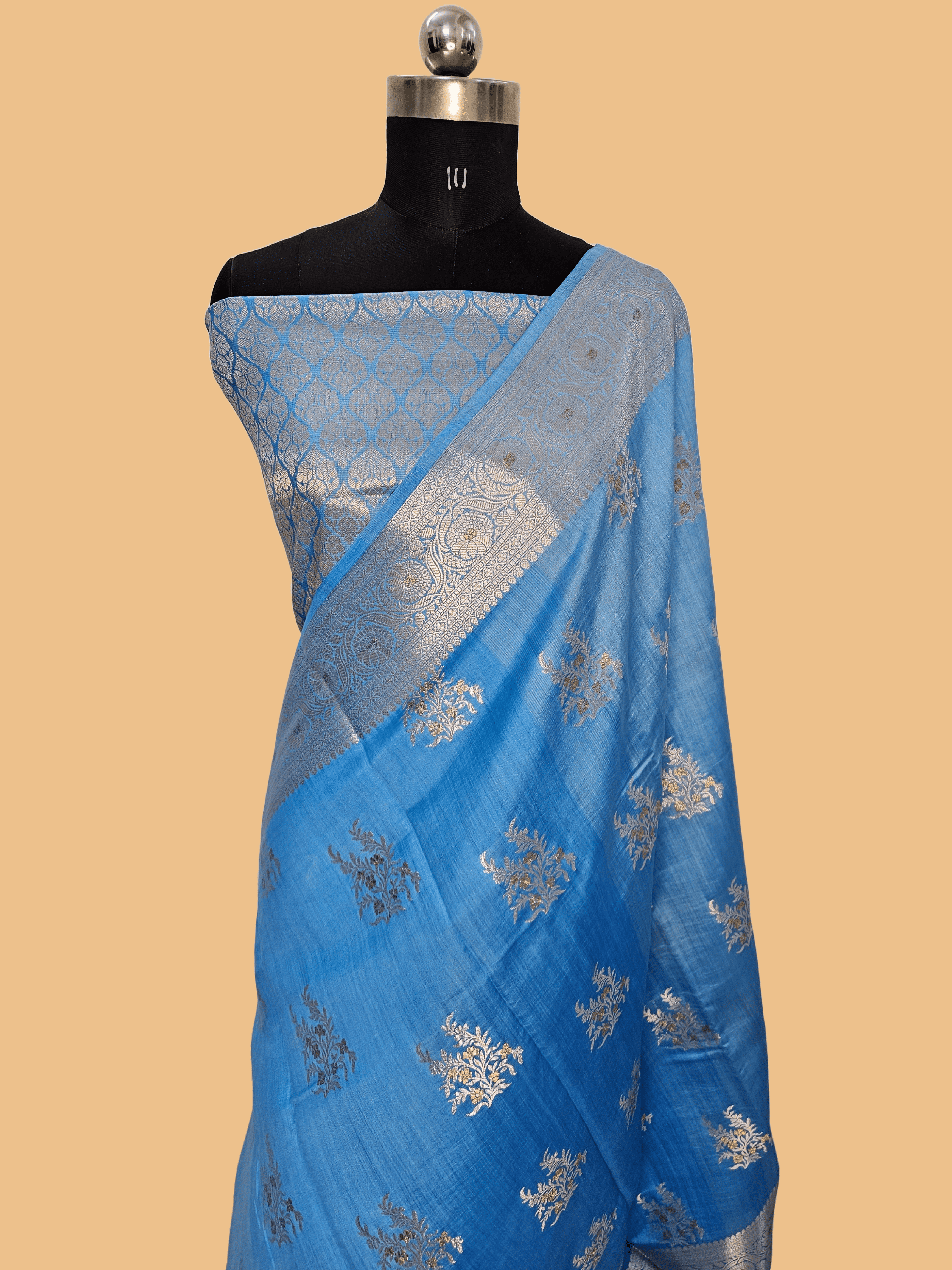 Pure Chiniya Silk Woven Buta Banarasi Saree