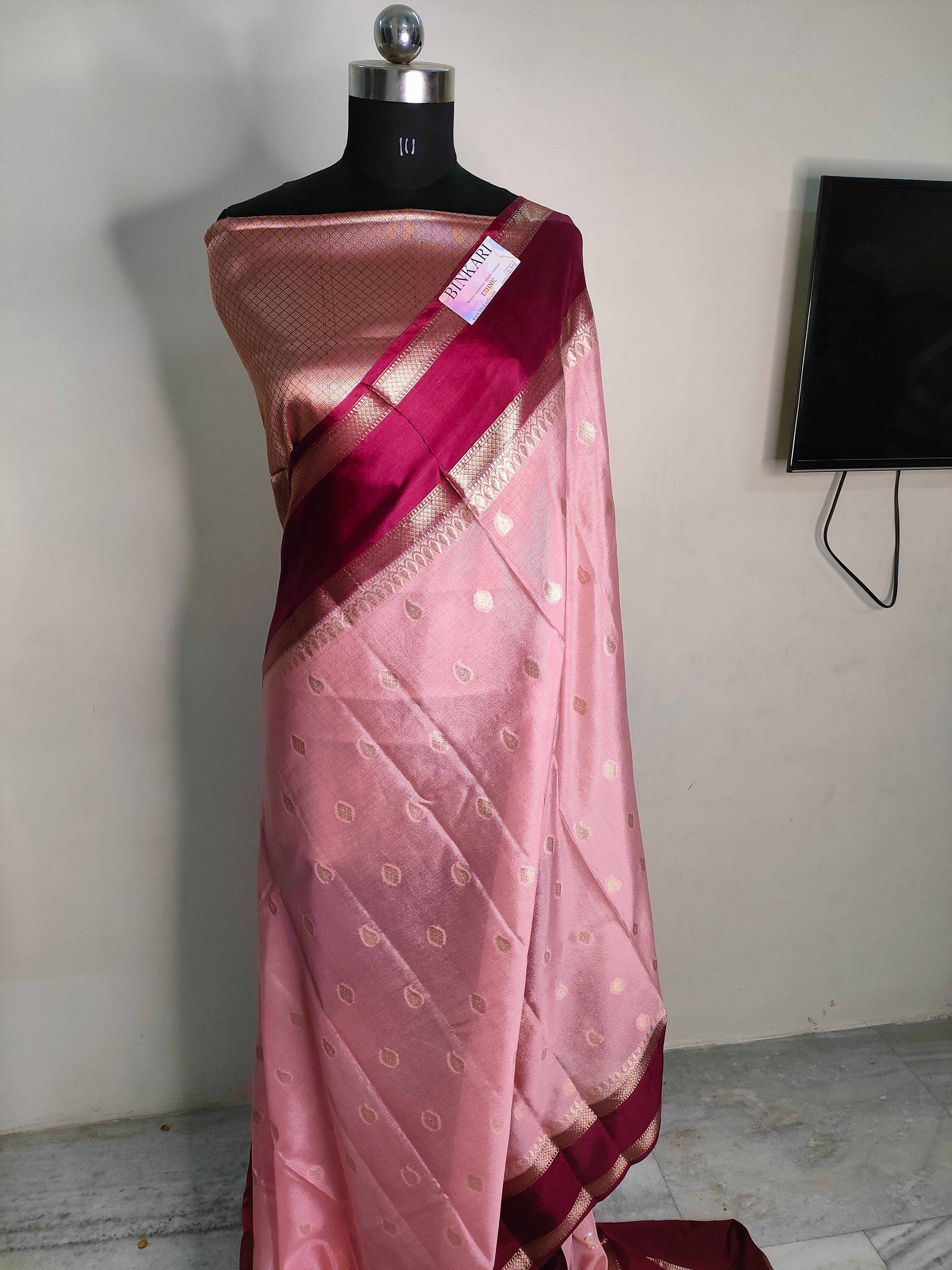 Soft Banarasi Faux Katans Blend Saree With Blouse Faux Zari Buti Pattern/ Baby Pink