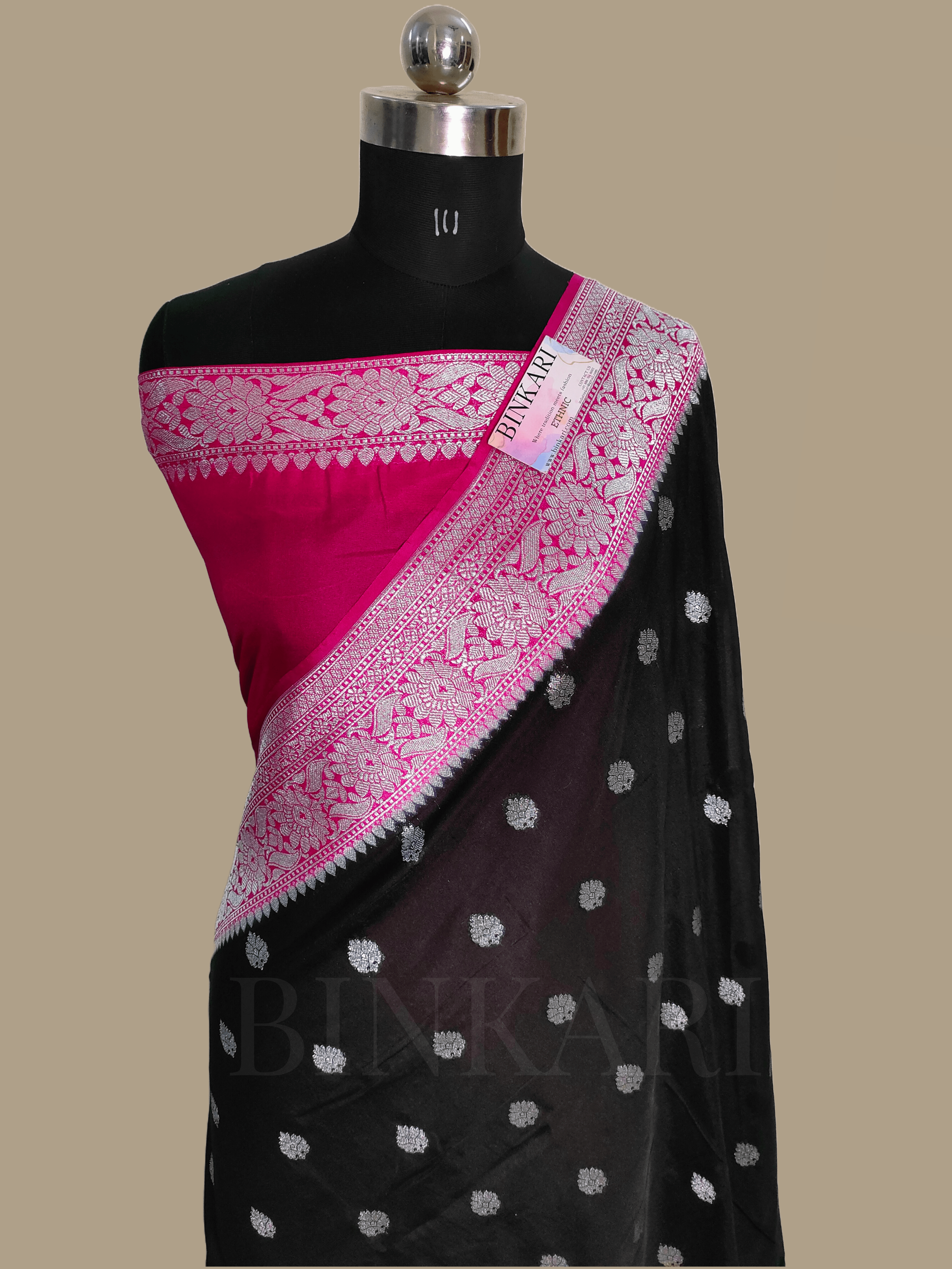 Banarasi Soft Faux Katans Georgette Saree With Blouse Faux Silver Zari Buti Pattern / Black-Pink