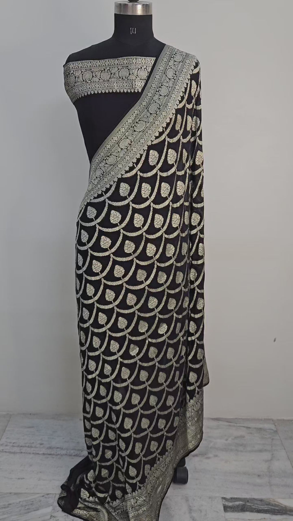 pure georgette silk jaal buta woven tested zari banarasi saree in Premium black