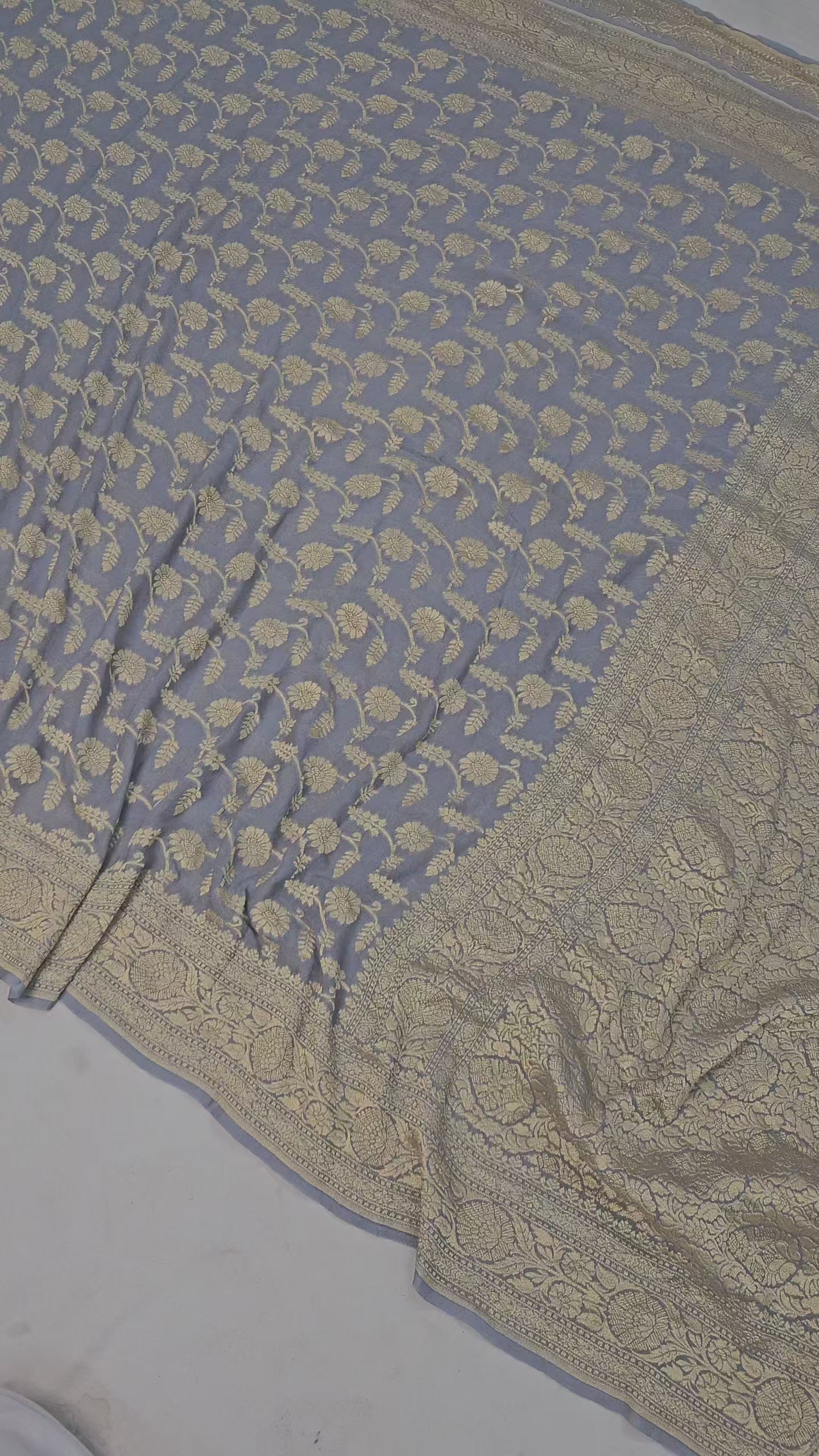 banarasi pure georgette silk woven tested zari saree in Shade of grey